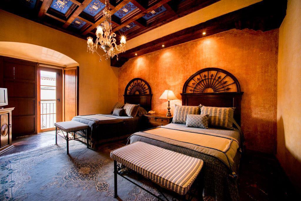 Hotel Palacio De Dona Leonor Antigua Eksteriør billede